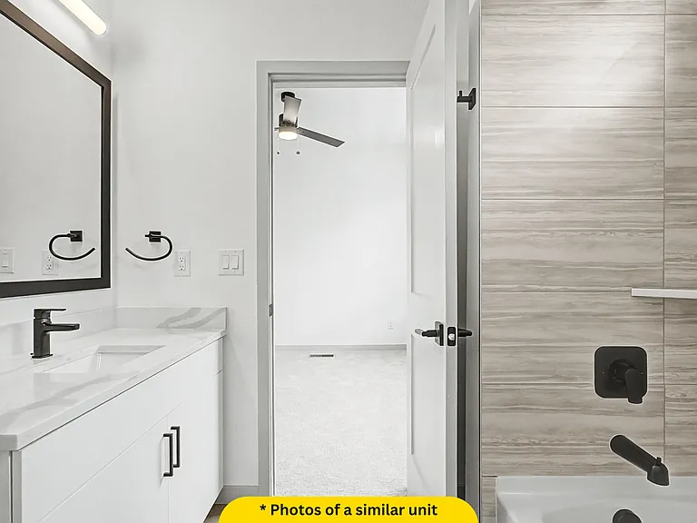 University Hills Townhomes — Photo 95