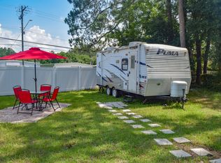 738 Carondelay Dr #B, Pensacola, FL 32506