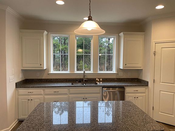 4th image of 507 Ridgeland Rd