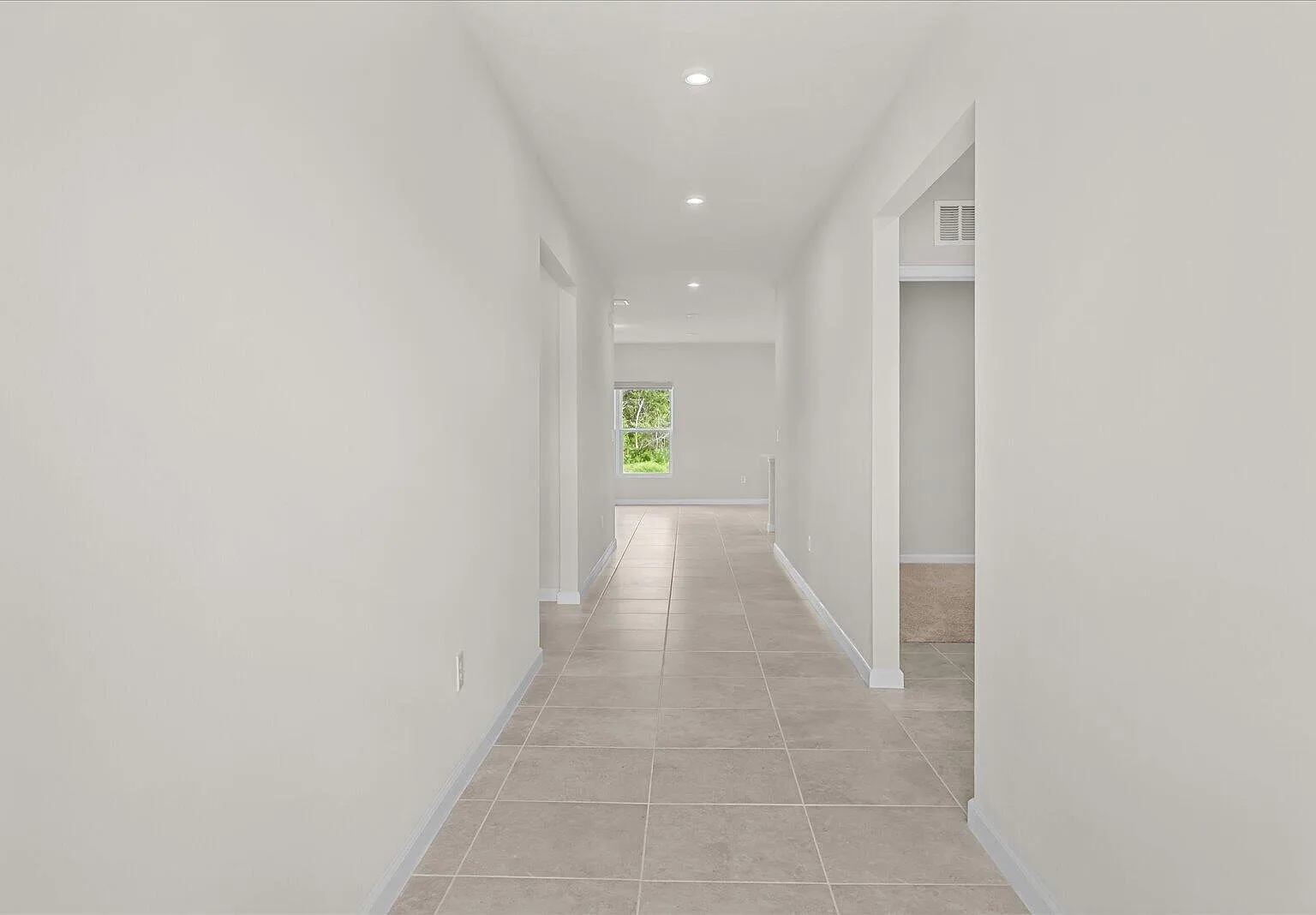 4 bed, 2.0 bath, 1850 sqft, $2,900 — Photo 4