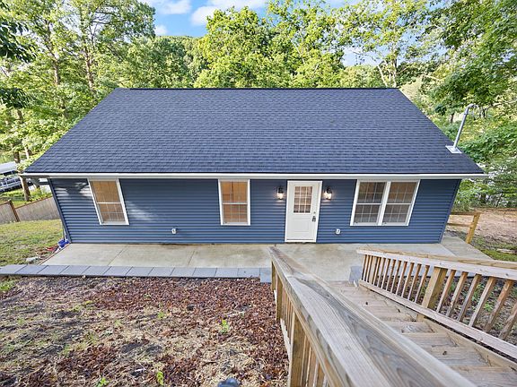 5th image of 77 Grayson Ln