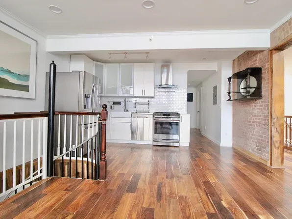 197 Humboldt Street image 8 of 11