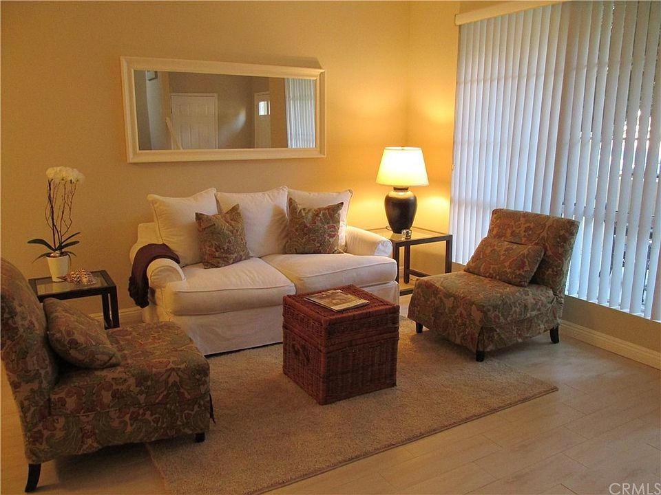 1st image of 26 Tradewinds
