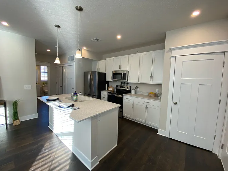 7630 Park Dr #214 — Photo 1
