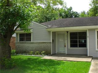 2610 Martin St, Pasadena, TX 77502