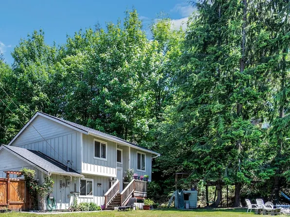 12930 S Loop View Drive, Granite Falls, WA 98252