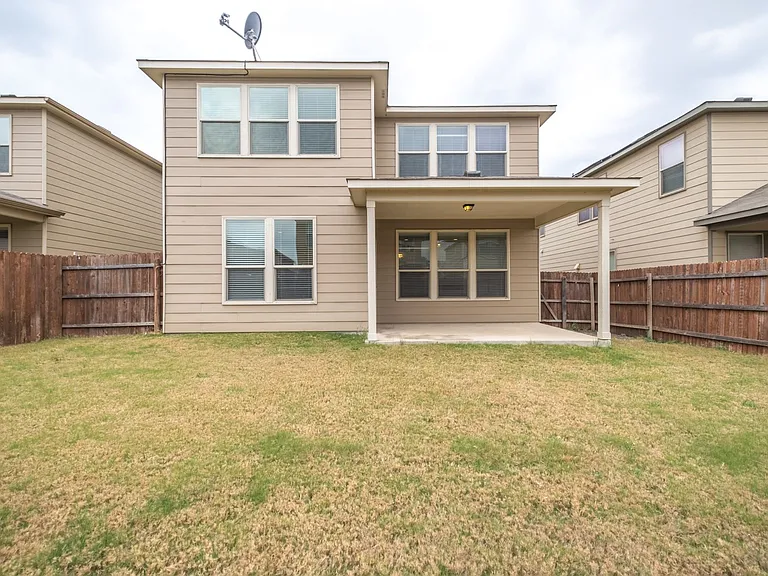 16009 Canberra Trl — Photo 27