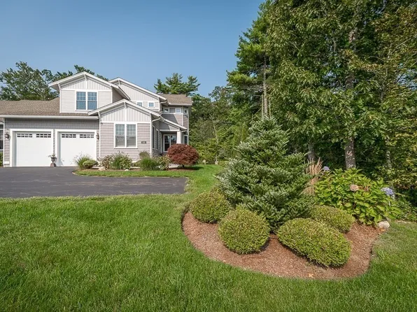 19 Kennedy Rd #B, Gloucester, MA 01930