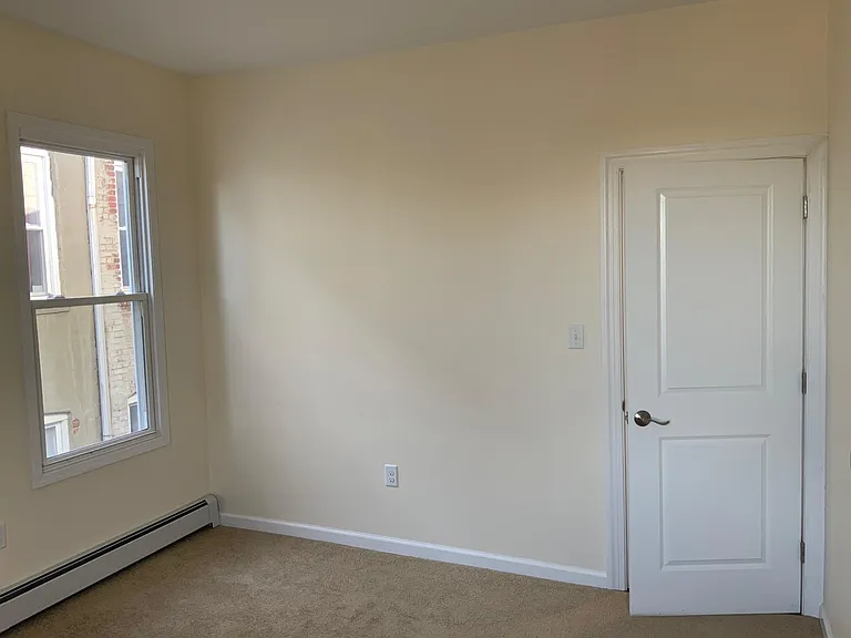 140 Clinton Pl #3 — Photo 7