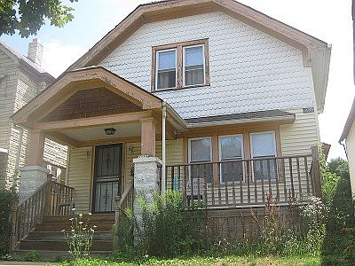 1st image of 3338A N Richards St