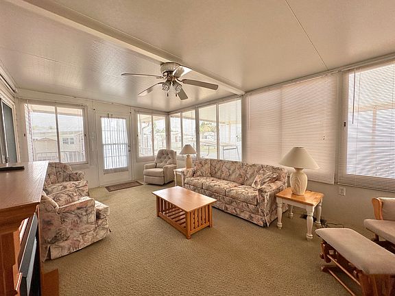5th image of 6233 Lowery St #202