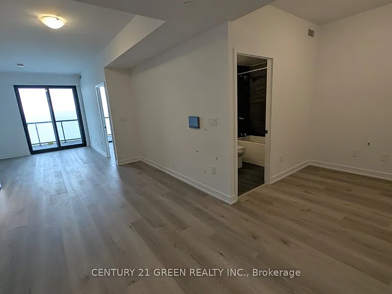 2075 Lakeshore Rd #2106 — Photo 7