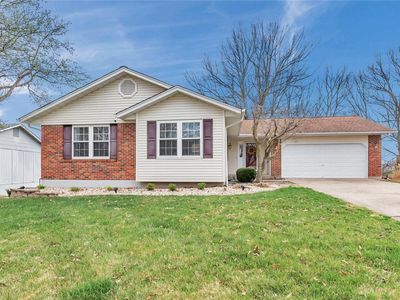 4211 Elkhart Lake Rd, Saint Charles, MO, 63304