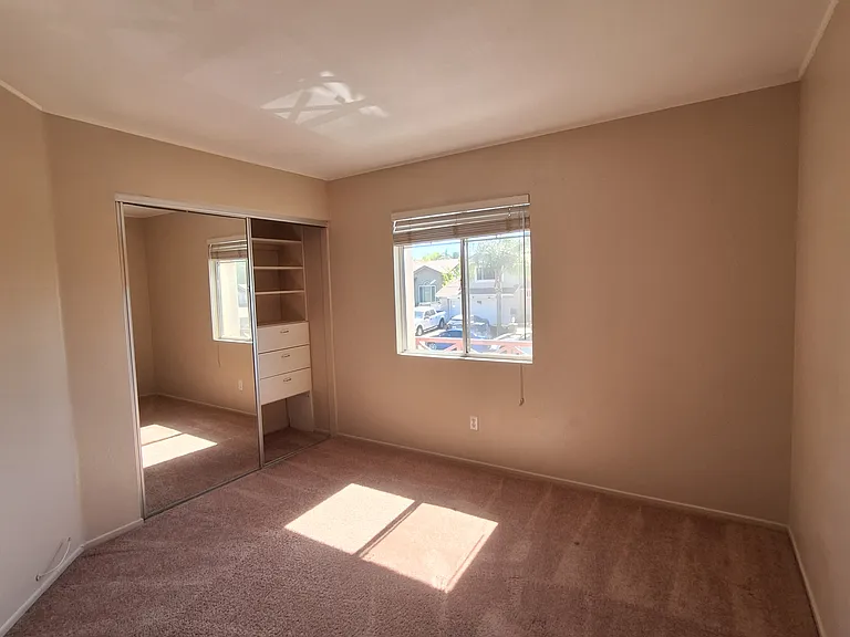 30427 Yosemite Dr — Photo 4