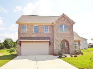 309 Union Station Dr, Calera, AL 35040
