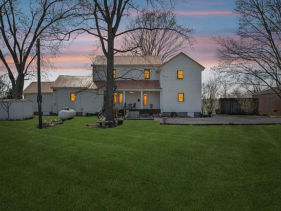 2nd image of 20 Bledsoe Borough Ln