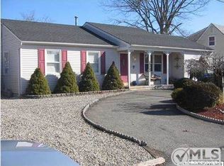 2218 2nd Ave, Toms River, NJ 08753