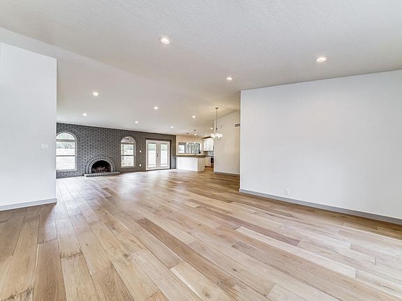 5th image of 4435 E Sheena Dr