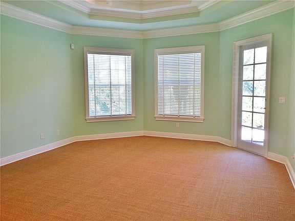 5th image of 125 Waterway Ln
