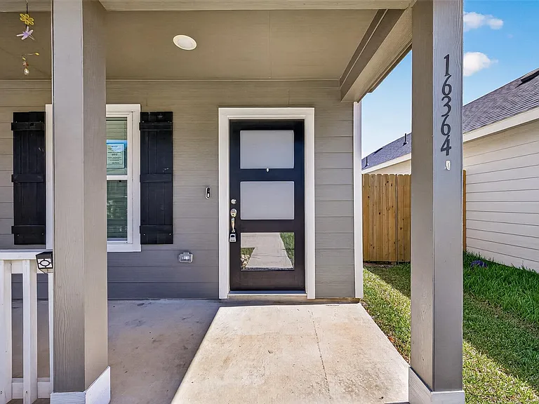 16364 Jasmine Marie Pl — Photo 7
