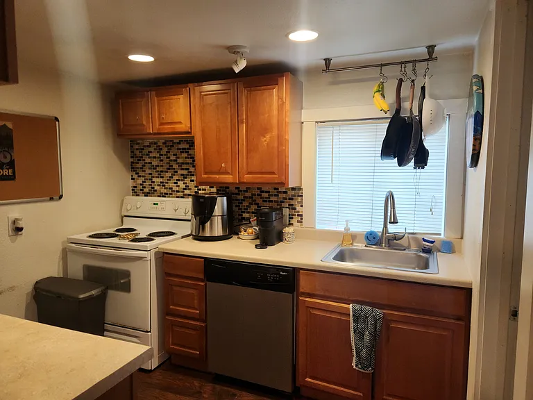 4845 Delridge Way SW #C — Photo 13