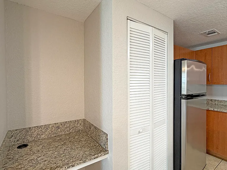 138 SW Peacock Blvd #20-106 — Photo 7