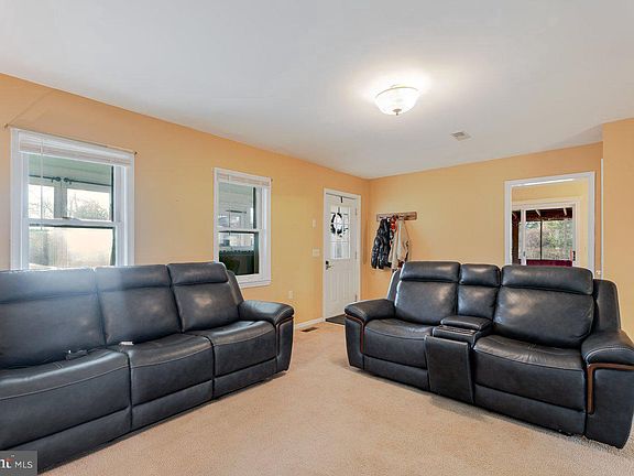 5th image of 723 Sedwick Rd