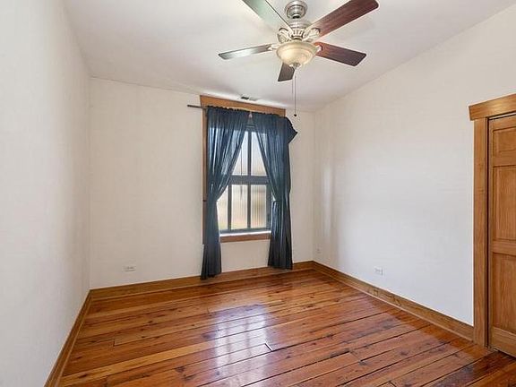 2nd image of 1545 N Western Ave #1416
