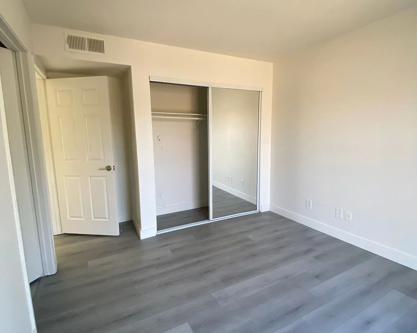 1250 N. June St. Los Angeles CA 90038 — Photo 4