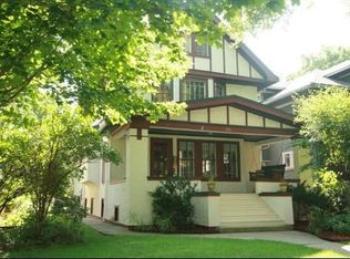 206 N Taylor Ave, Oak Park, IL 60302