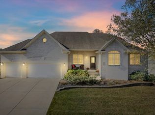 60 Southwind Ln, Greenwood, IN