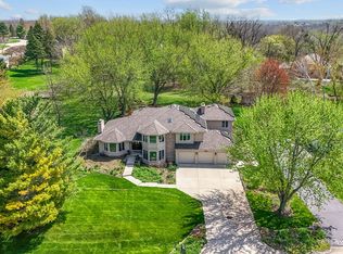 5N411 Harvest Ln, Saint Charles, IL 60175