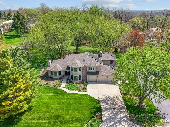 5N411 Harvest Ln, Saint Charles, IL 60175