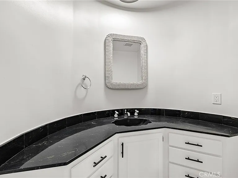 11393 La Vereda Dr — Photo 22