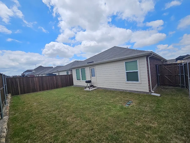 1622 Grassy Pond Rd — Photo 10