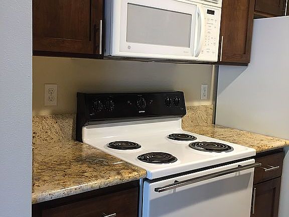 4th image of 2468 Larkspur Ln APT 357