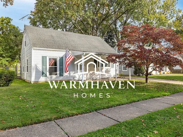 1977 Victoria St, Cuyahoga Falls, OH 44221