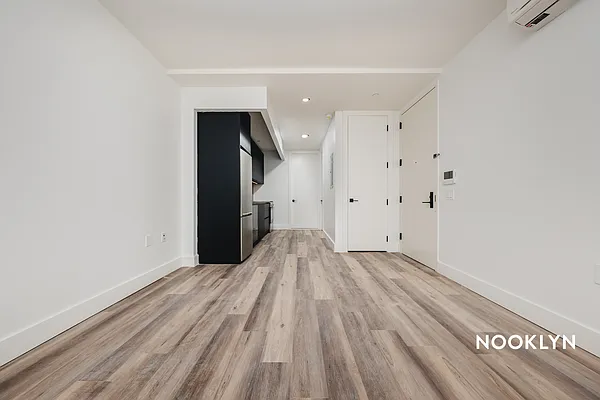 Rented by Nooklyn NYC LLC | media 68