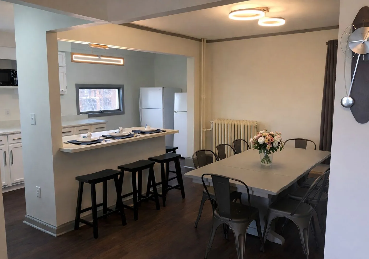 306 Bryant Ave — Photo 2