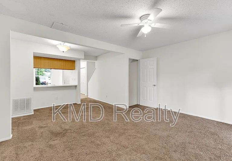 630 Lex Dr — Photo 6