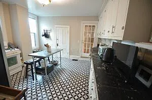 208 W 3rd Ave #1 — Photo 4