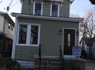118-14 219th St #2, Cambria Heights, NY 11411