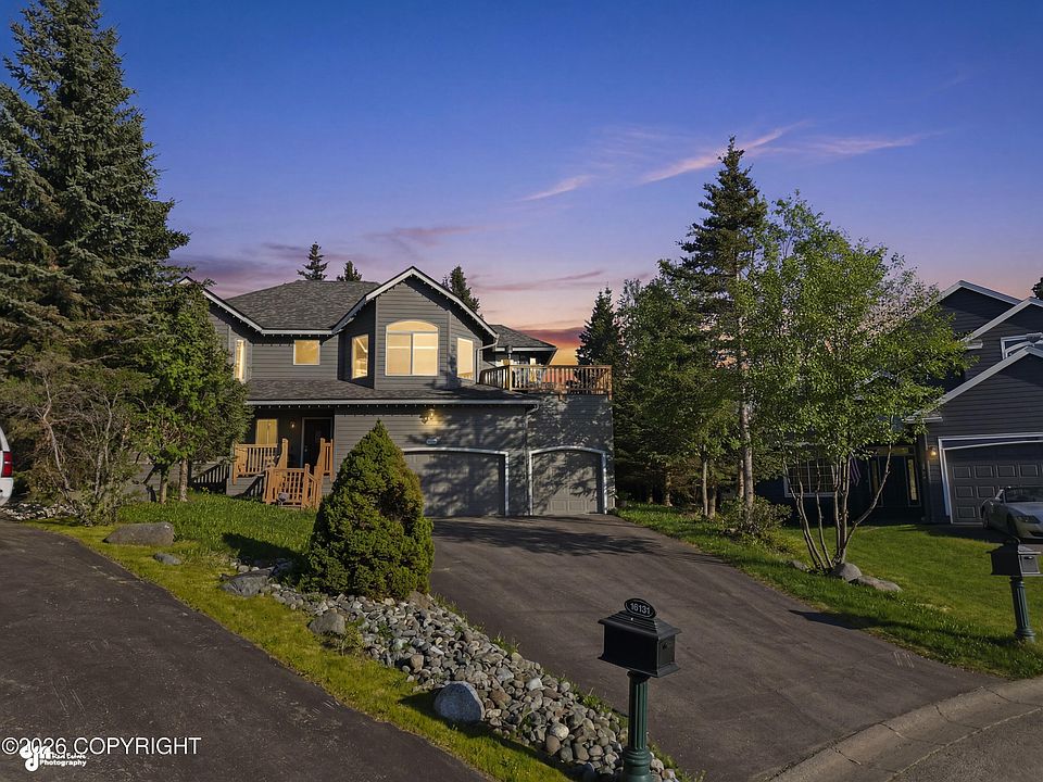 1st image of 16141 Bridgewood Cir