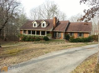 145 Melanie Ln, Fayetteville, GA 30214
