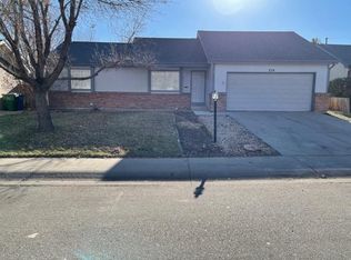 374 Sunmountain Dr, Loveland, CO 80538