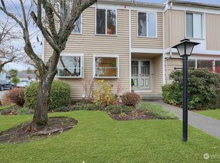 8614 Onyx Dr SW UNIT A, Tacoma, WA