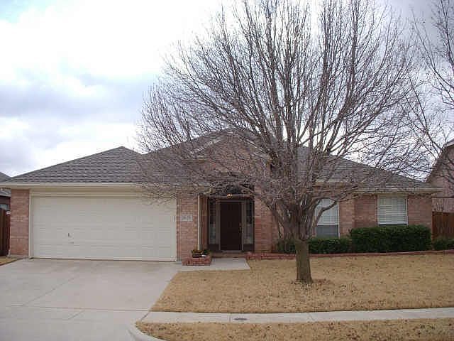 1st image of 2629 Timberwood Dr