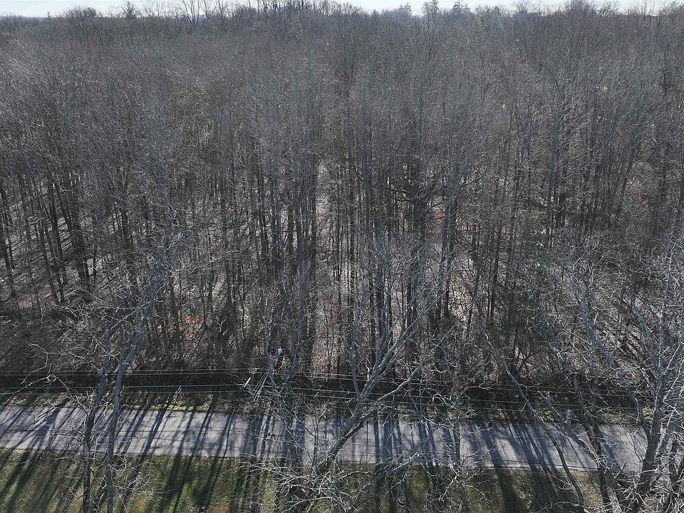 1st image of 415 Hesmer Rd