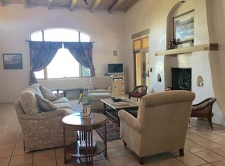 1334 Blumenschein Rd, Taos, NM 87571