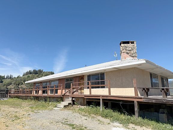 3rd image of 27150 Mendocino Pass Road